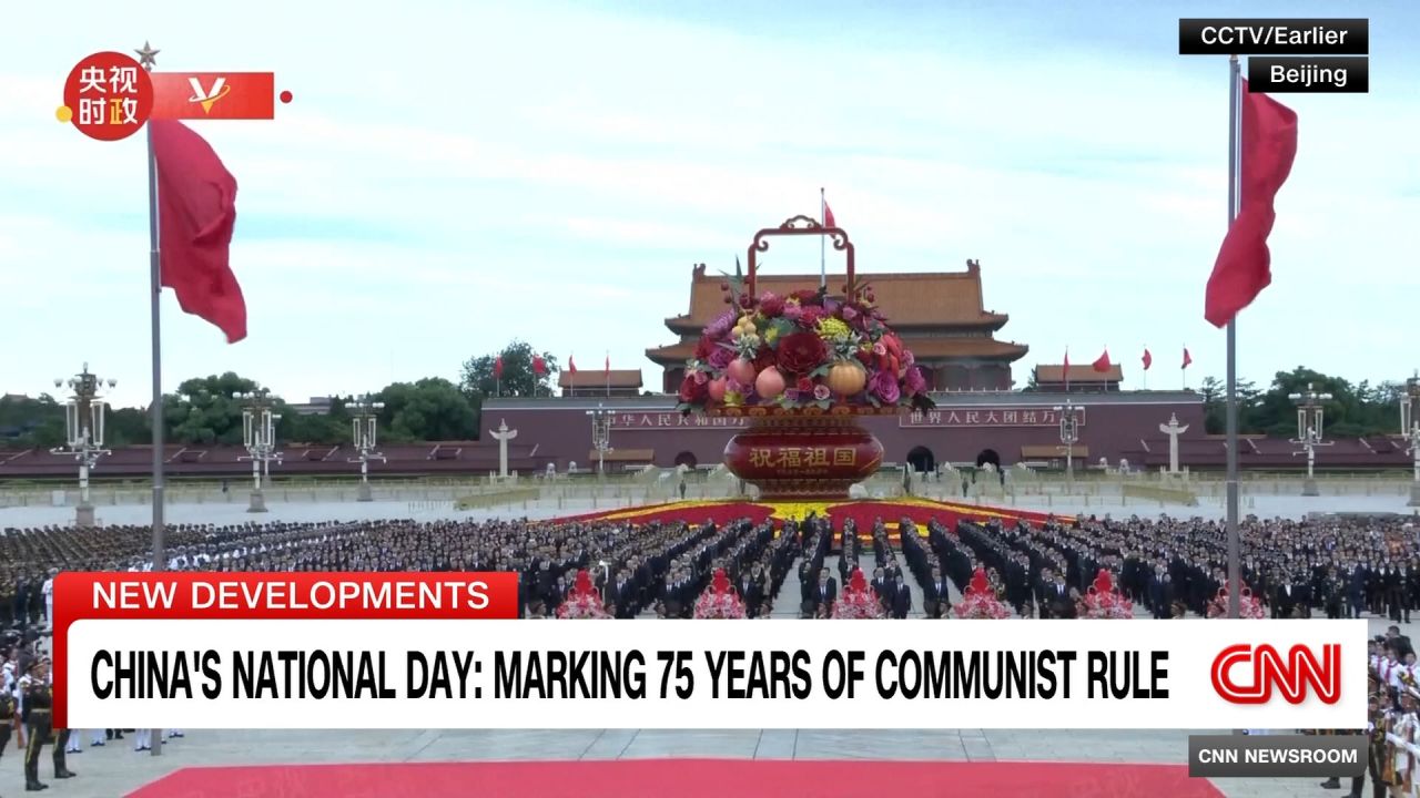 <p>President Xi Jinping marked the 75th anniversary of the People's Republic of China Tuesday by calling for reunification with Taiwan. CNN's Marc Stewart reports.</p>