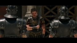 <p>La película “Gladiator 2” se estrena con éxito en 63 mercados internacionales. Una nueva versión de la comedia “Don’t Tell Mom The Babysitter’s Dead” llega a las plataformas digitales. Este es el Minuto Hollywood, con Clara López.</p>