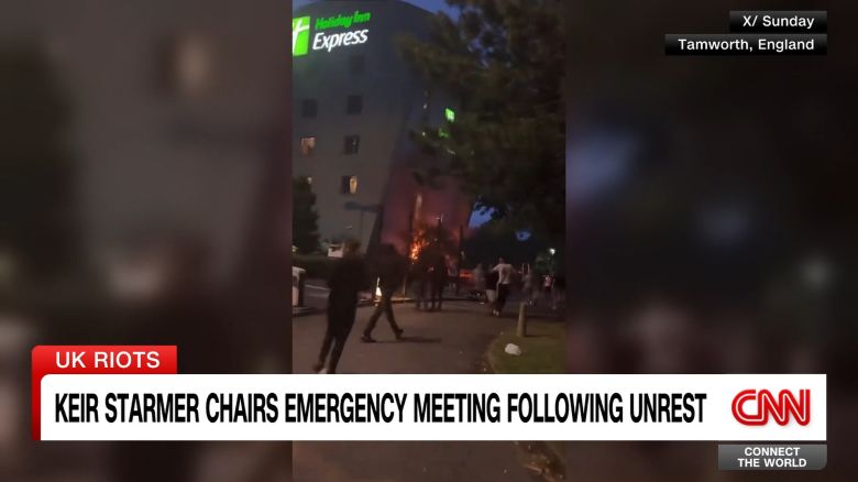 <p>Becky Anderson speaks with CNN’s Elliott Gotkine about growing social unrest, the far-right in the UK and the impact of disinformation.</p>