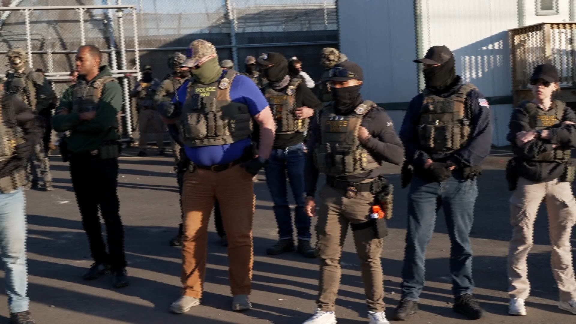 clipped thumbnail - nj-ice-protest - CNN ID 22668011 - 00:00:00;00