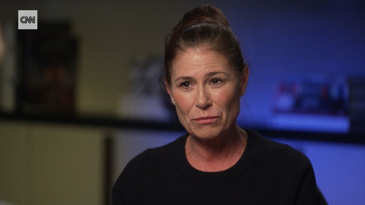 <p>CNN's Chris Wallace talks to actress Maura Tierney about her experience working with Joe Rogan on the TV show "NewsRadio." Watch the full episode of "Who's Talking to Chris Wallace," streaming April 19 on Max.</p>