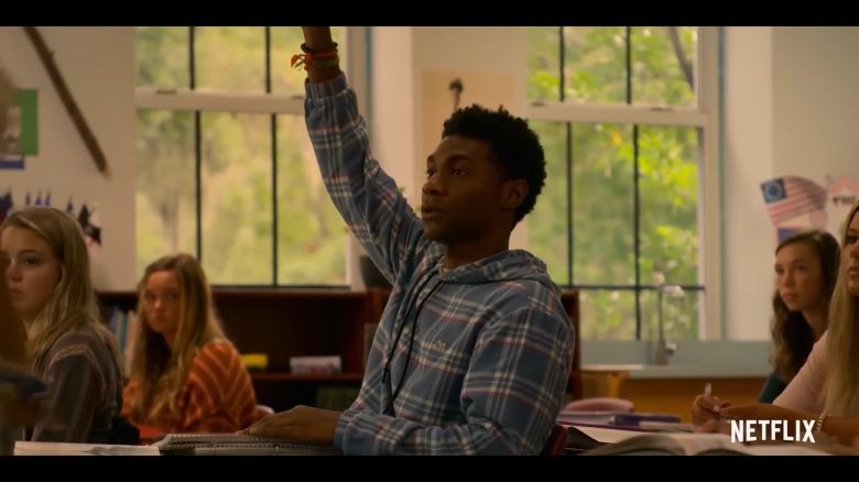 <p>La estrella de "Outer Banks" interpretará al rapero en una película biográfica coproducida por el mismo Snoop Dogg; muere a los 82 años el músico de funk Sly Stone; un nuevo adelanto de la comedia “The Pick Up”, con Eddie Murphy y Pete Davidson. Estas son las noticias de entretenimiento del Minuto Hollywood, con Clara López.</p>