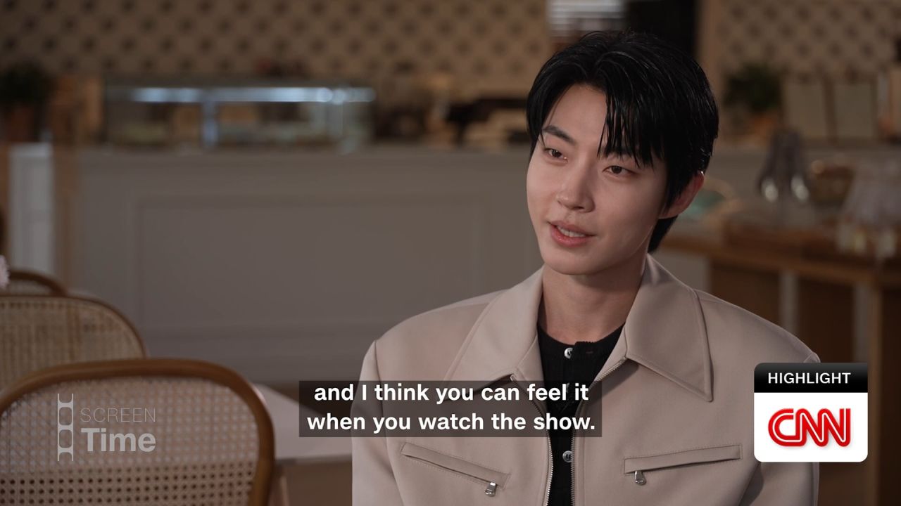 <p>Actor Hwang In-youp takes CNN behind the scenes of his latest series, "Family By Choice," a lighthearted drama about three unrelated adolescents who grow up in the same house.</p>