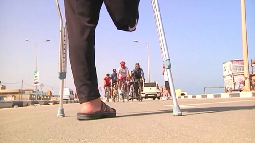 <p>Palestinian para-cyclist Alaa al-Dali tells CNN Sports about the importance of his bicycle to his life.</p>