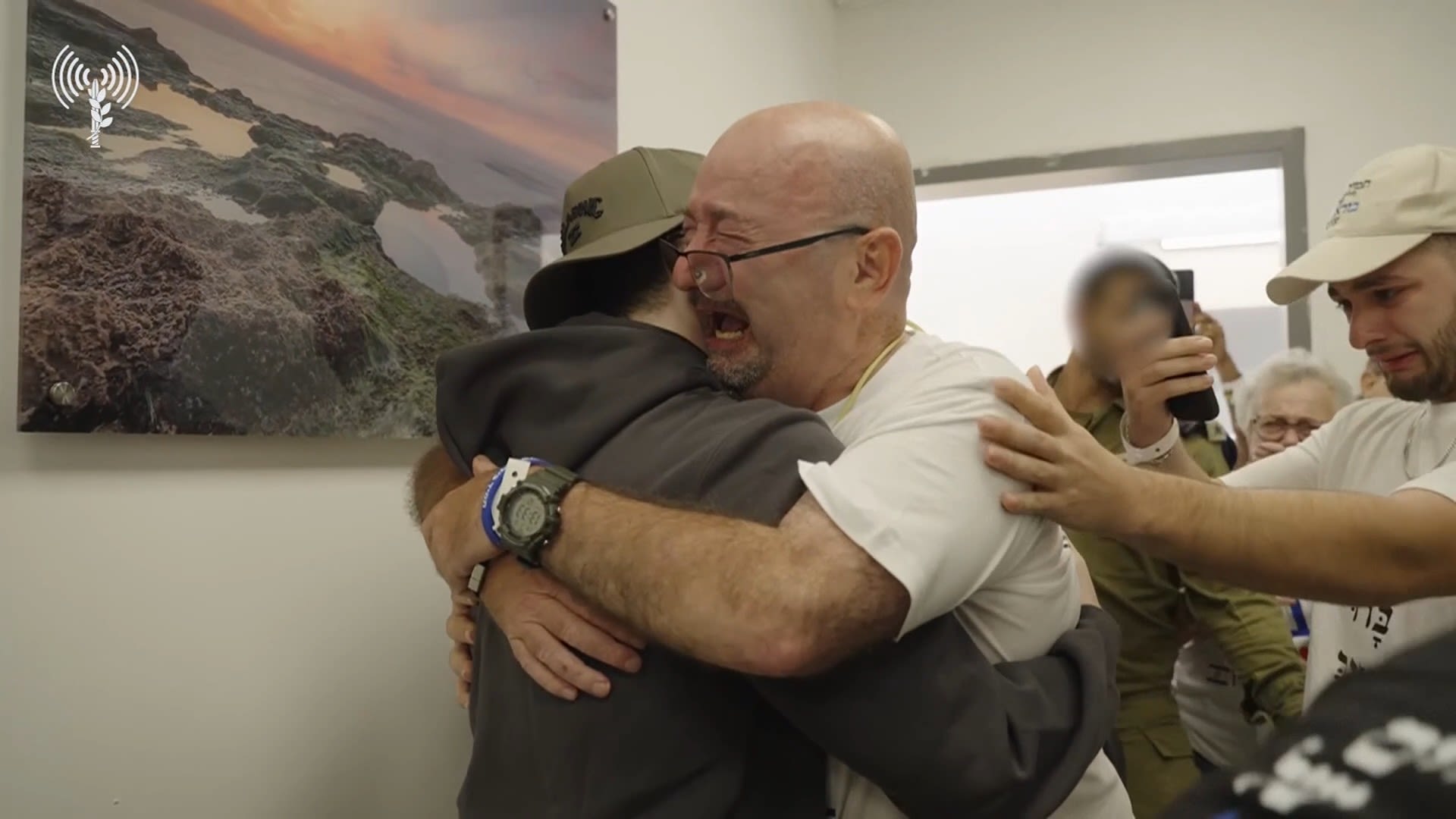 <p>Scenes of celebration and heartfelt reunions took place across Israel, Gaza, and the occupied West Bank, as both hostages held by Hamas and Palestinian prisoners and detainees were released on Monday as part of the Gaza ceasefire agreement.</p>