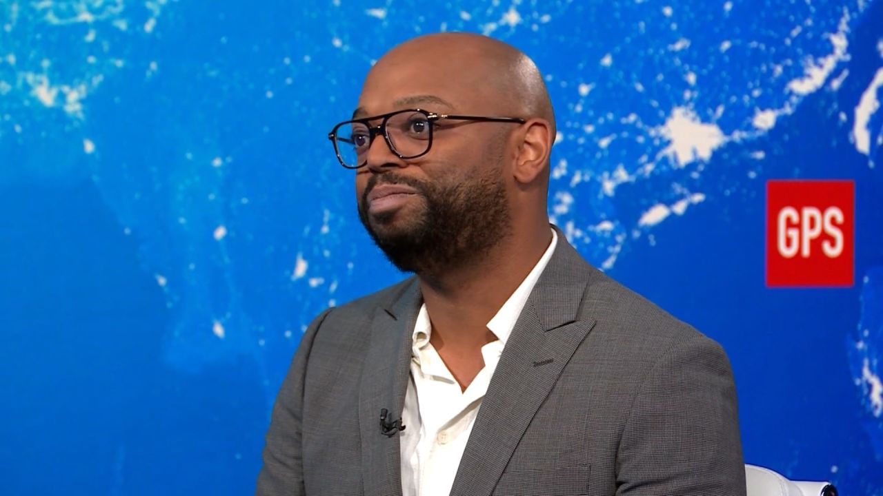 <p>Unabashed progressive Zohran Mamdani leads the polls to become the next mayor of New York City. Does the left hold the key to success for the Democratic Party? Fareed asks elections expert Elaine Kamarck and political journalist Astead Herndon.</p>