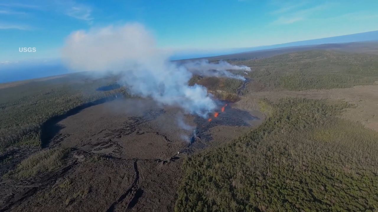 Hawaii’s Kilauea volcano erupts CNN