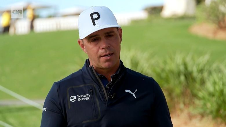 <p>Golfer Gary Woodland won his first major title at the US Open in 2019, but a serious health issue in the years that followed made his life "hell" -- on and off the course. </p>