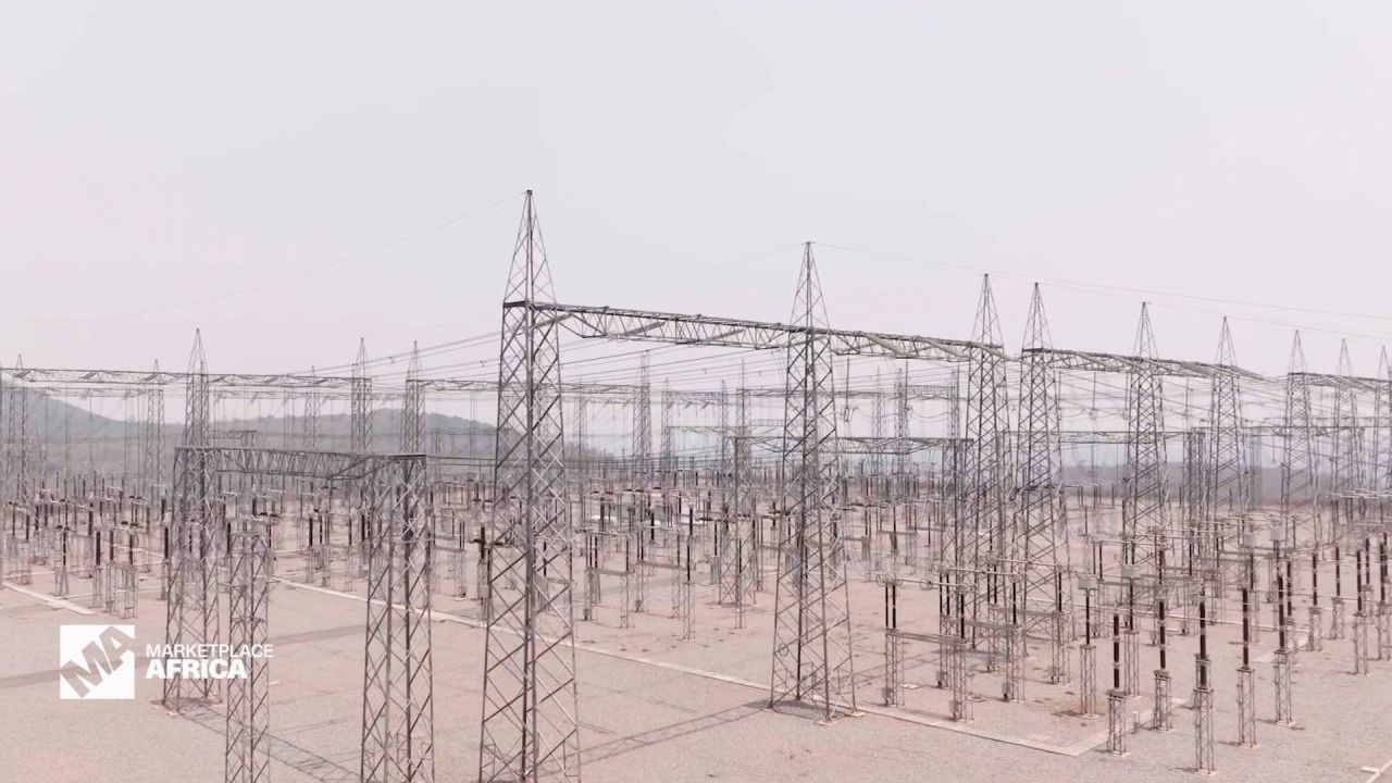 <p>While Angola's economy is largely dependent on oil, there is a growing movement to diversify into biofuels, solar and wind energy. The pivot for both Angola's established energy giants and start-ups poses challenges and opportunities.</p>